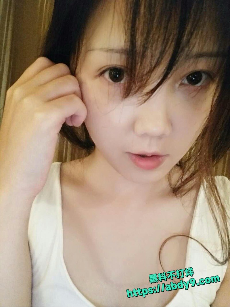 晚晚Doraphy电台主播聊骚视频8