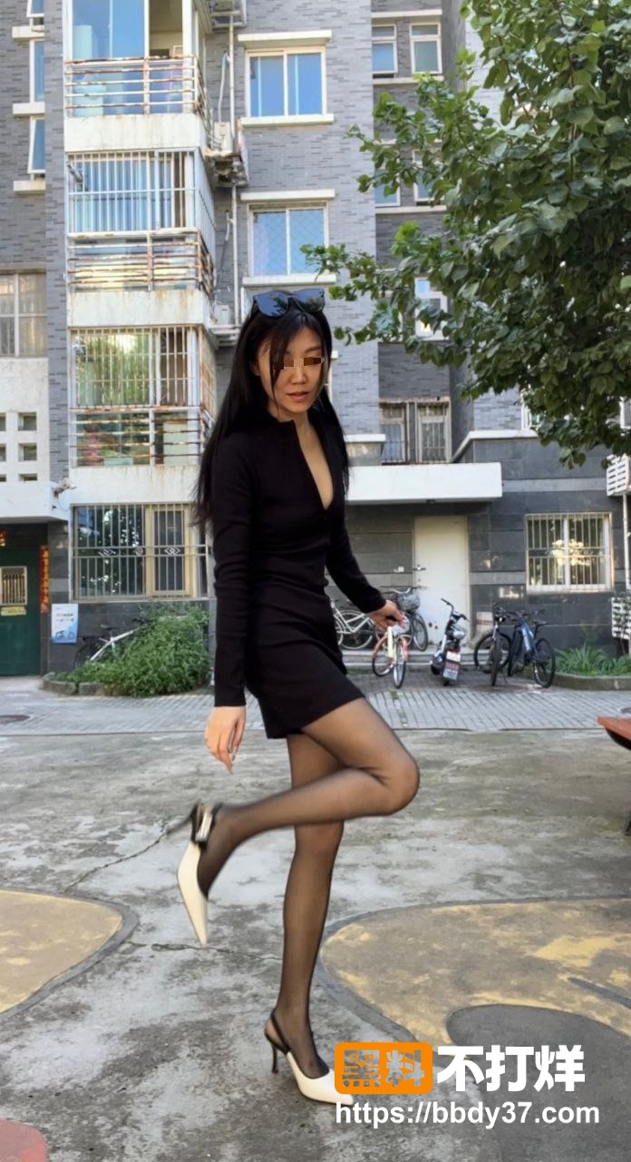 黑丝少妇4