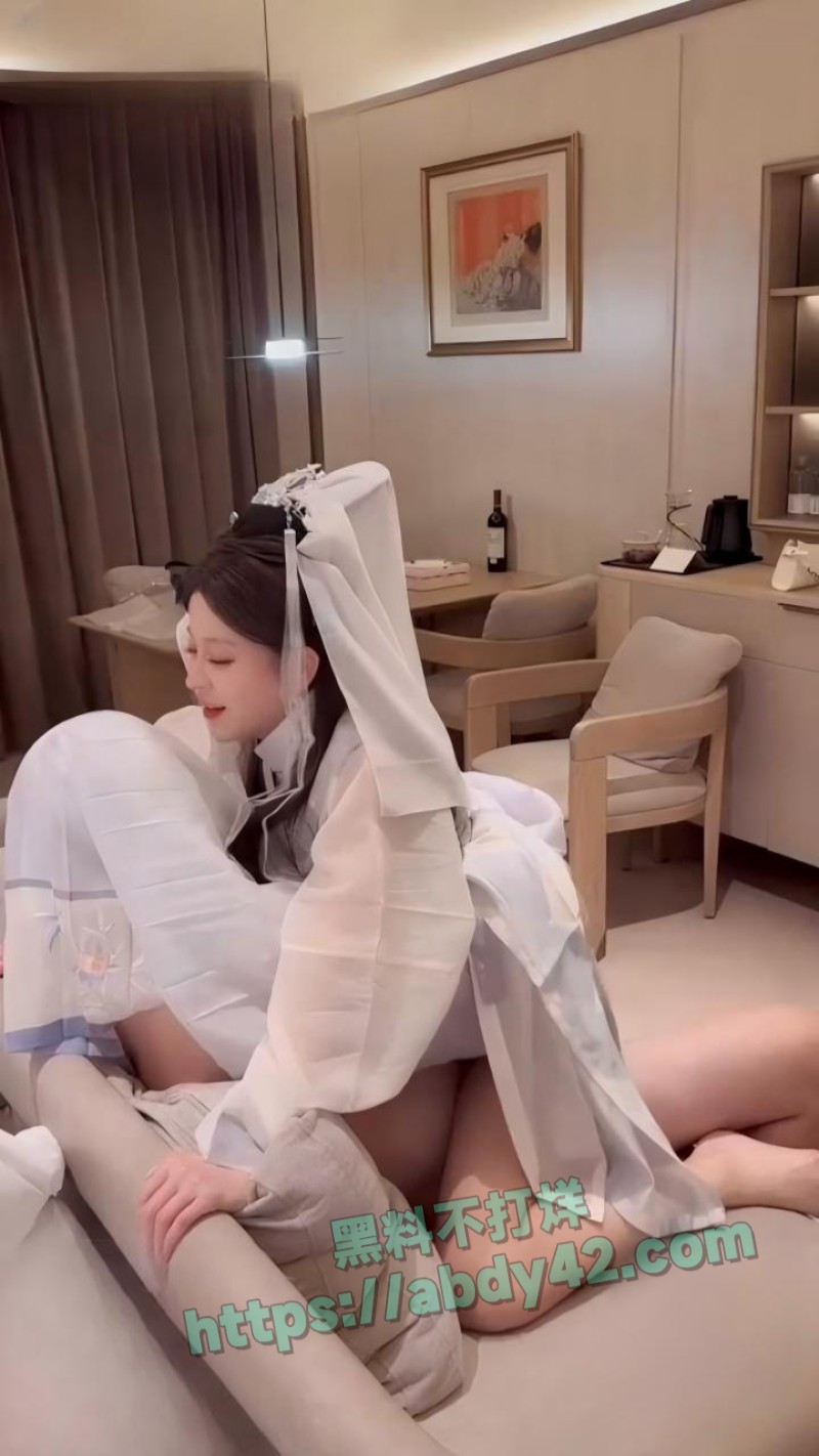 极品女网黄lananlanan3