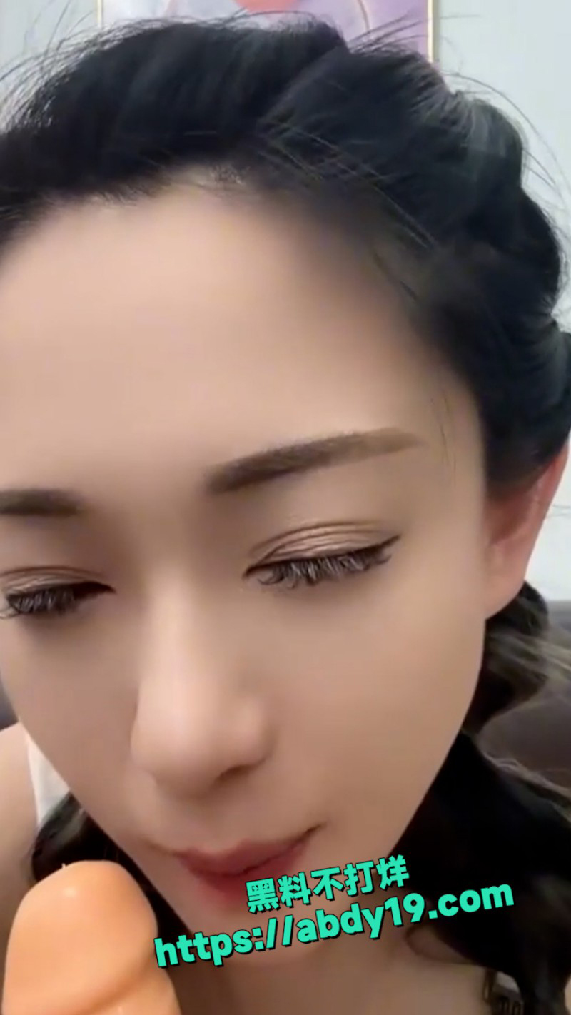 极品木瓜奶网红一个小球球 2