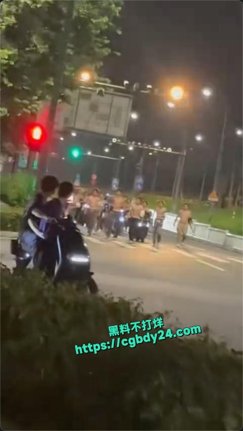 古惑仔半夜不睡觉打群架1