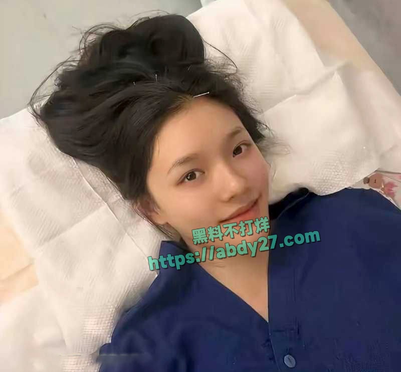 沈腾疑似出轨星女郎林允 22