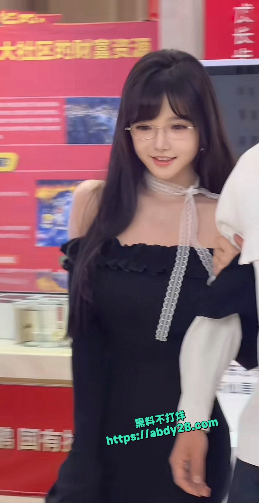 抖音百万网红糯美子成功转型短剧 6