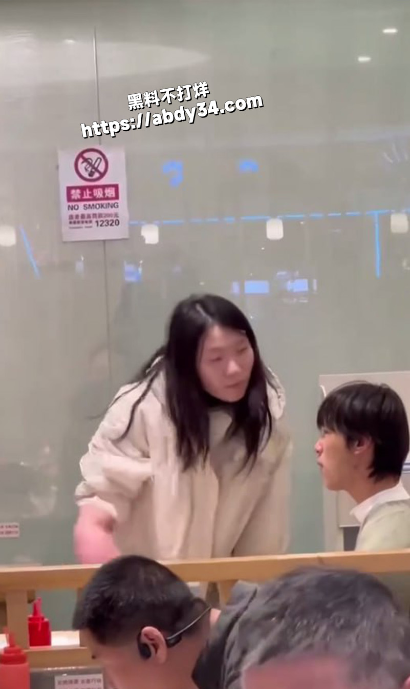 集美连环耳光打傻对象.jpg5