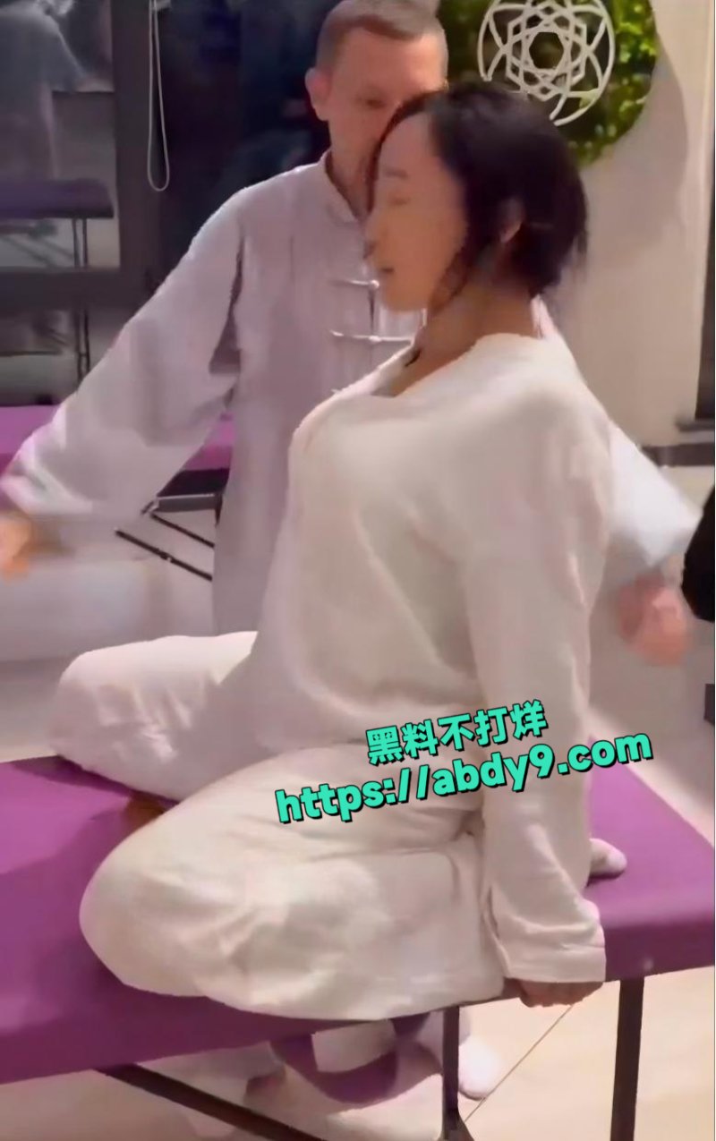 急所术靠手掌使妹子高潮
