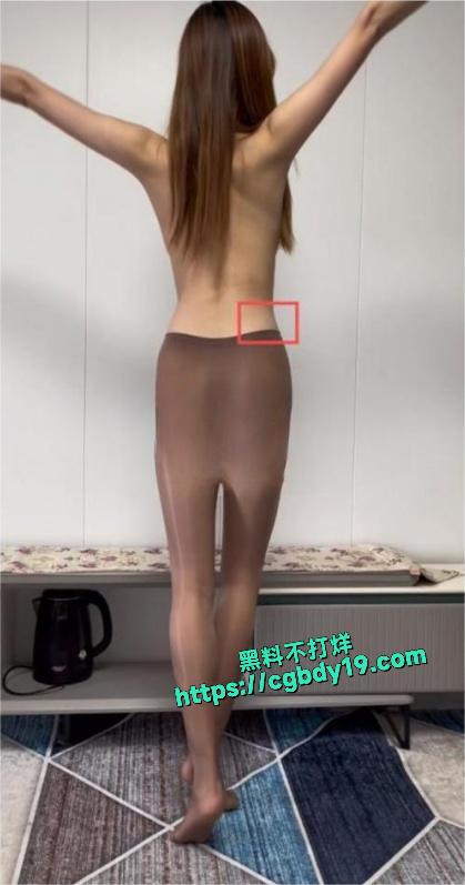广州芭蕾舞团现任女演员张新月23