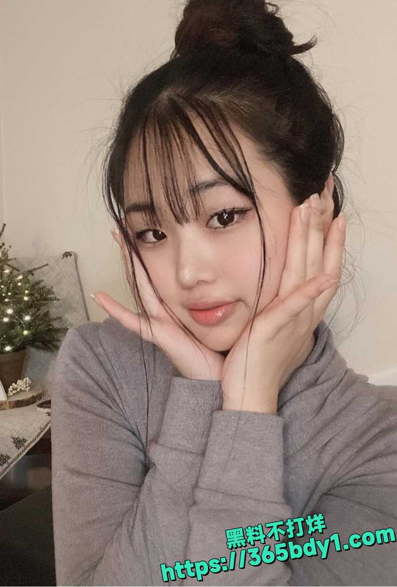 油管高颜值博主道具自慰11