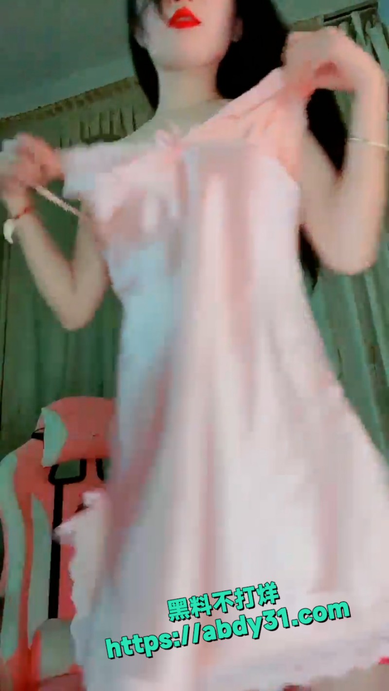 推特顶级福利姬小蚊崽 8