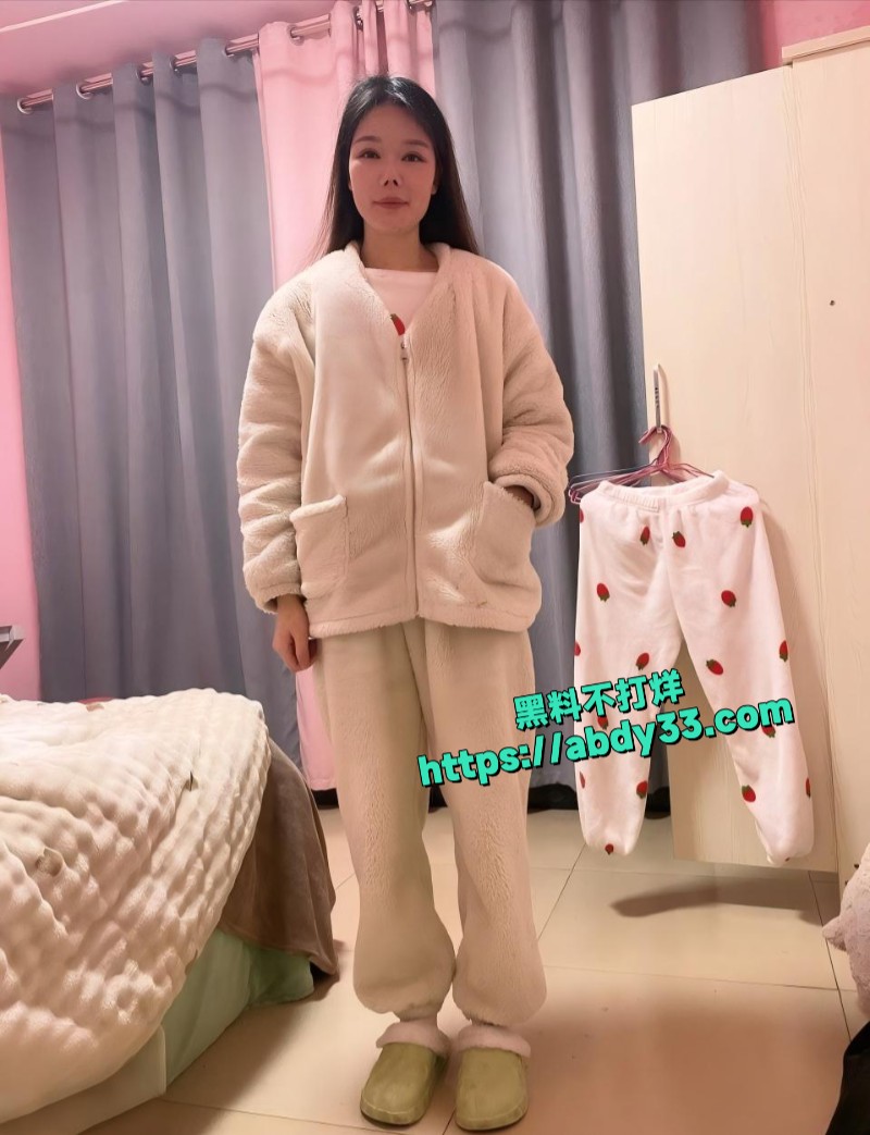 湖南省86年高颜值少妇何维3