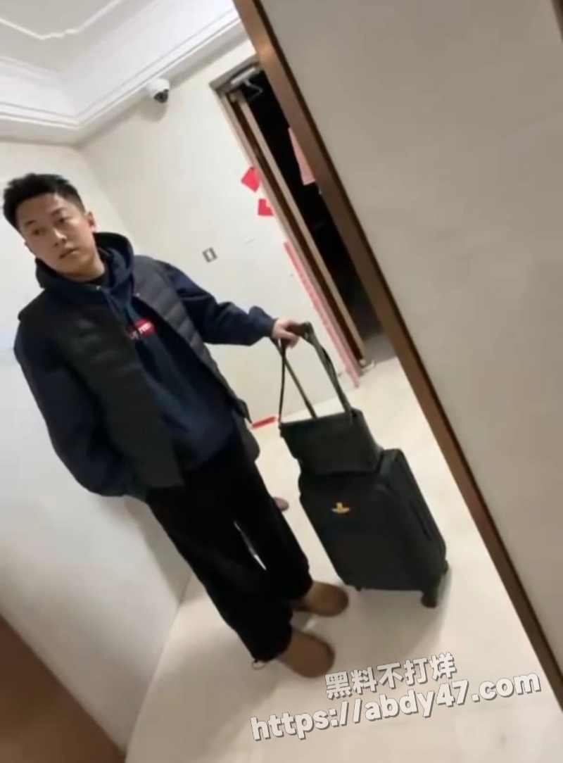 春秋航空八中队副驾李俊杰10
