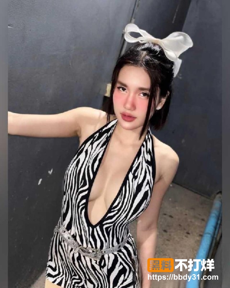 泰国男团偶像廷廷搞大女星肚子10