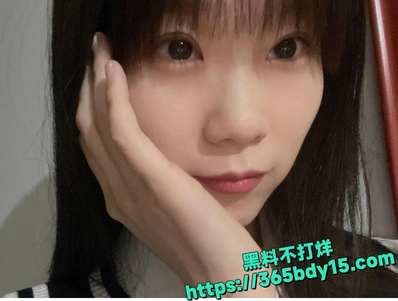 宦雅昕劲爆聊天记录性爱视频15.