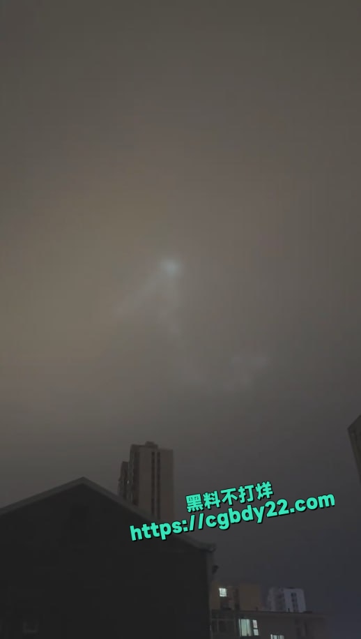 大连空中UFO不明飞行物事件5