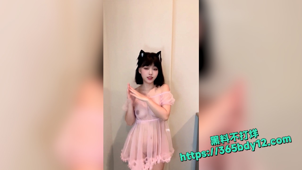 推特反差福利姬 blackcatluna 12