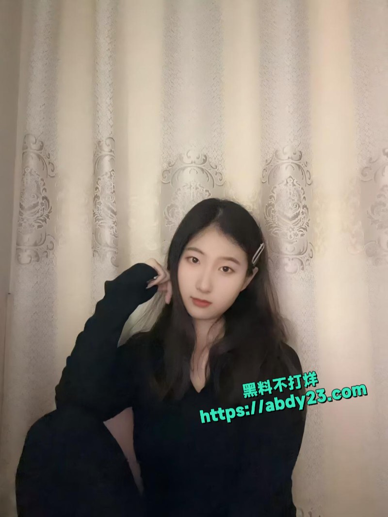 湖南反差女大蒋心仪2