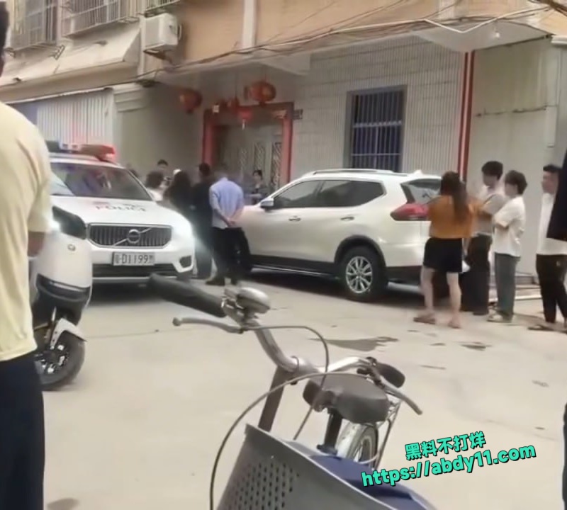 广东一女子结婚之后去做鸡1