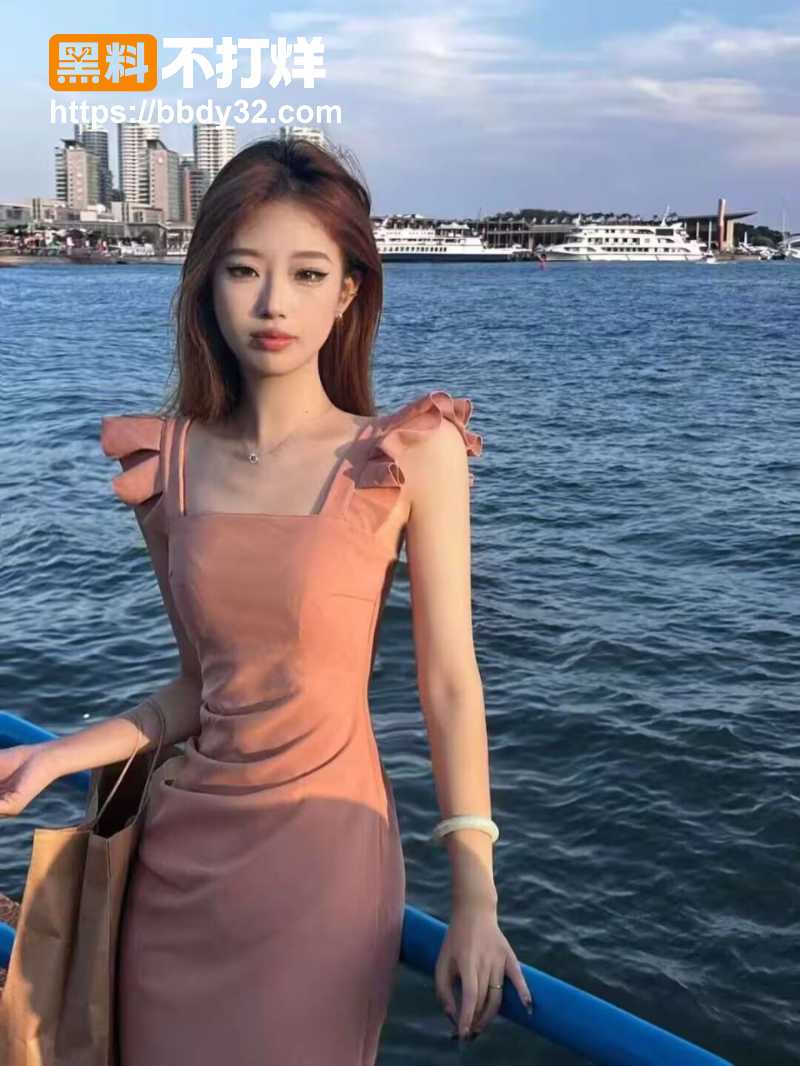 黄毛精神小妹出租屋情趣3