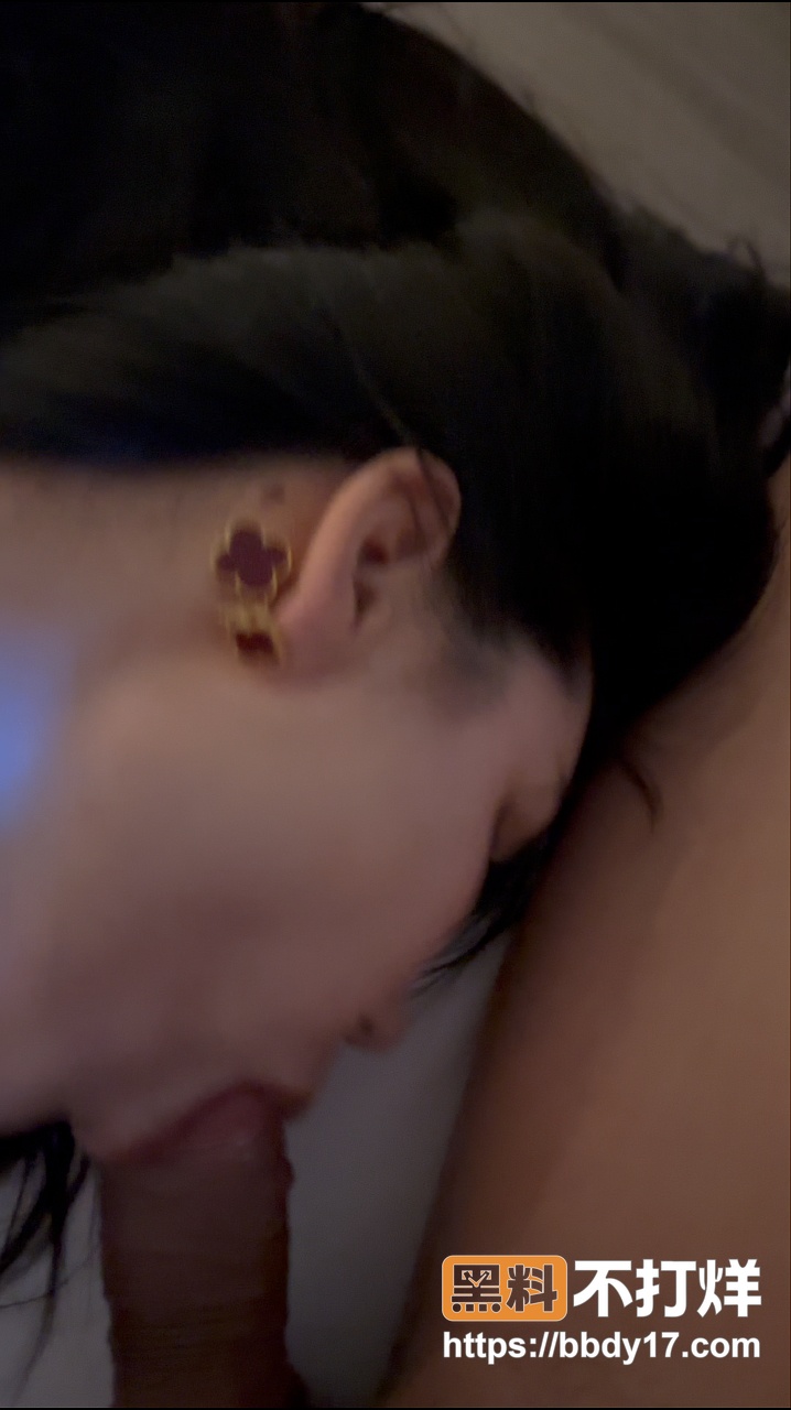 上海浦东顶级反差极品小姐姐10