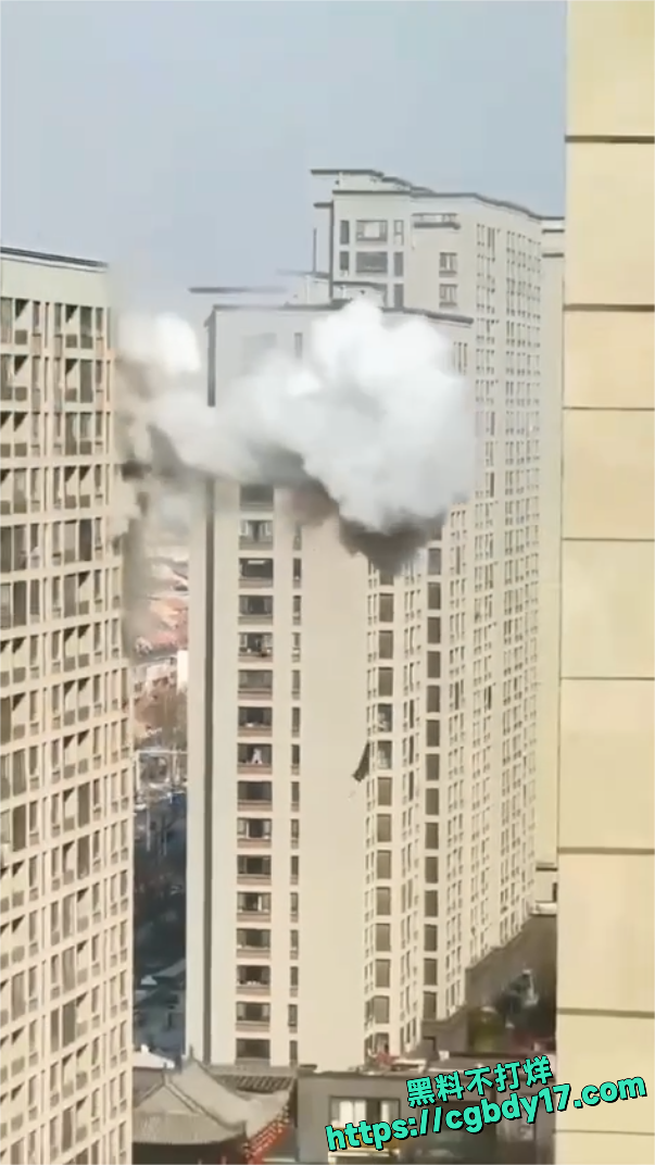 青岛一高层小区发生爆炸2