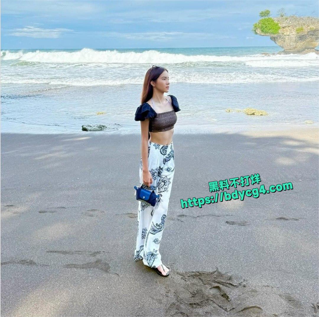高颜值混血儿小网美8
