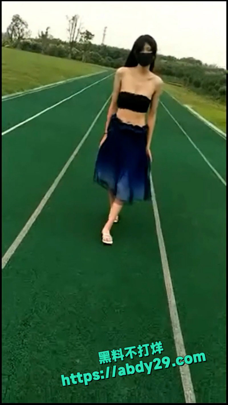 江苏某学校性感尤物 8