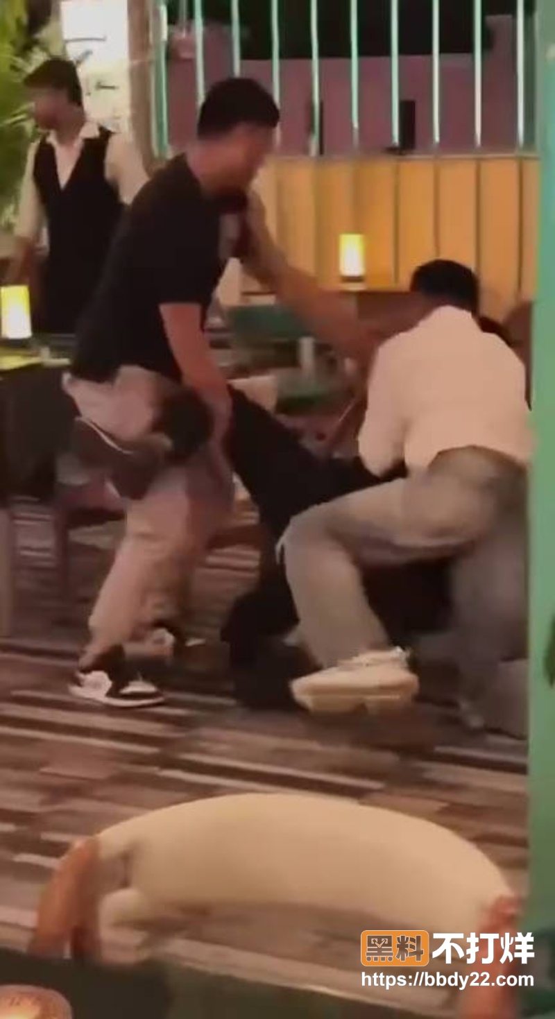AK刀枪不入 12