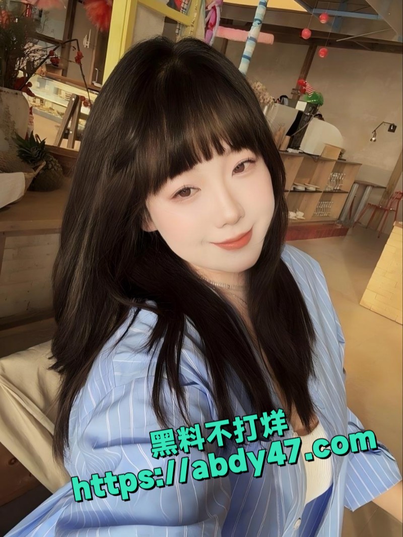 抖音健身博主霏霏爱拿铁4