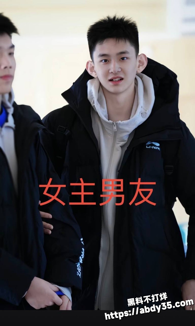 丛睿言出轨队友女友开房被拍14