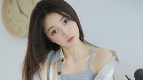 【原创首发】我发现了什么??我竟然翻到了妹妹的情趣内裤!!!!!