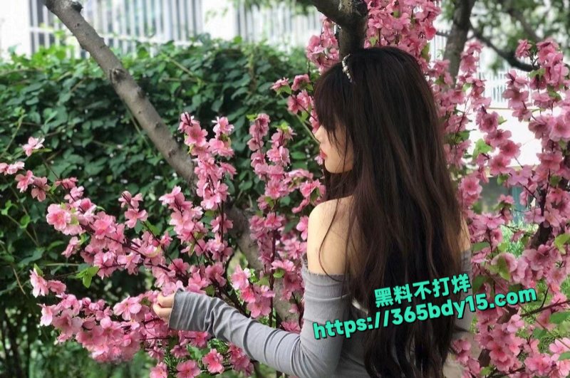 重庆财经职业学院孙馨月出轨被男友怒爆开房性爱视频泄愤5