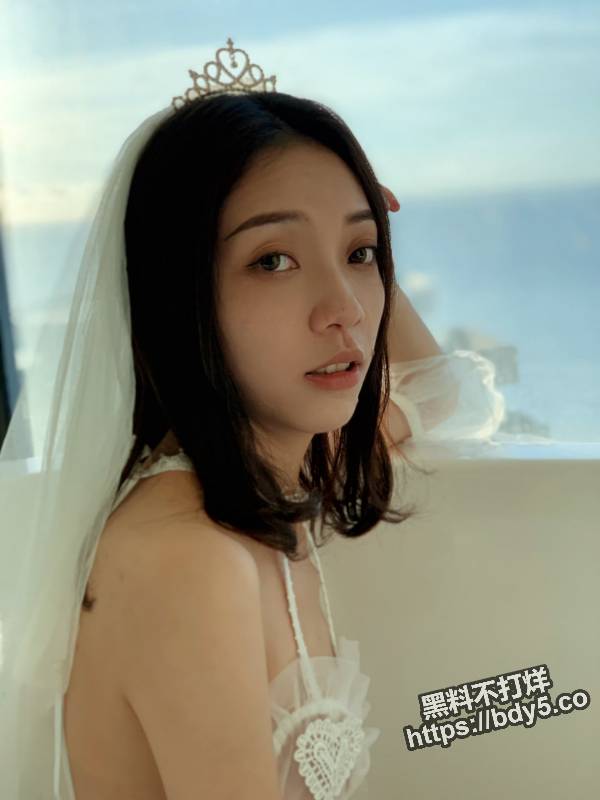 人妻.jpg