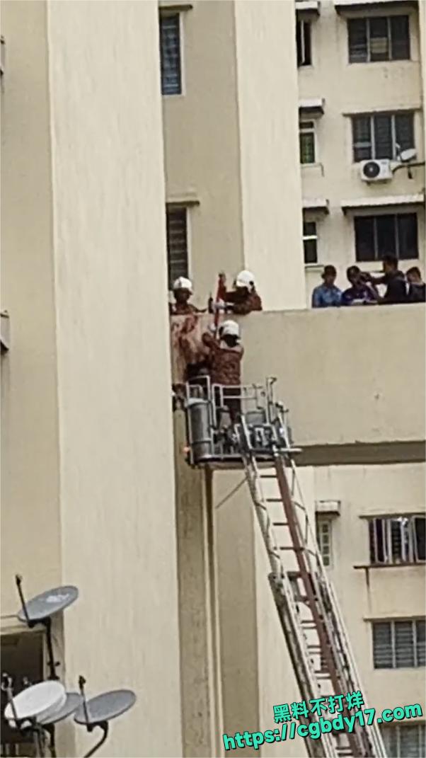 跳楼拦腰分离3
