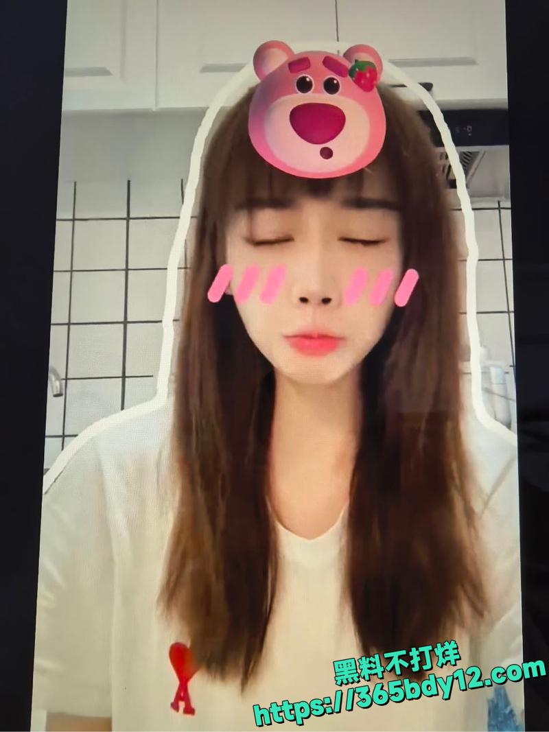 赵莉莉婚内出轨被曝光6.