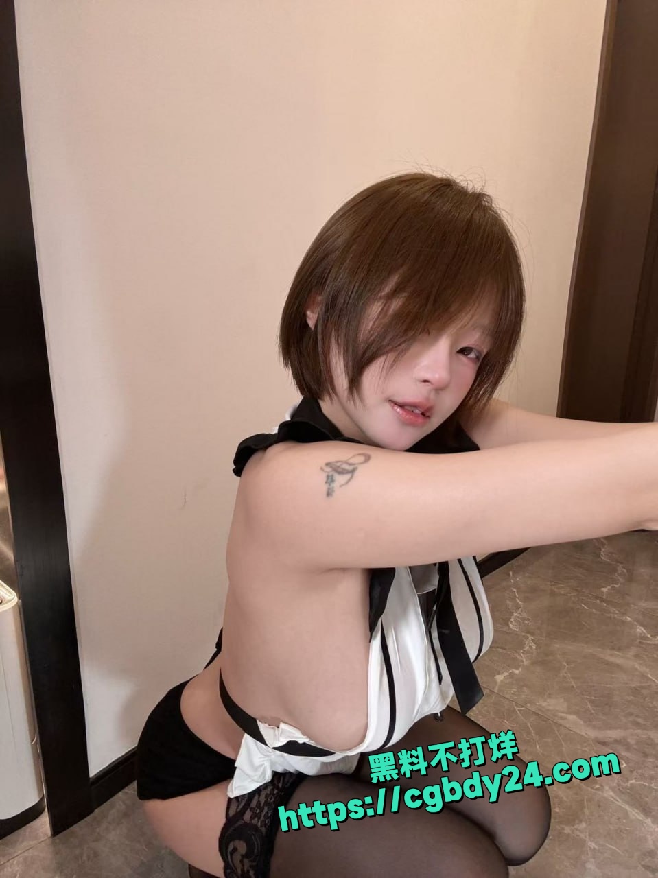 抖音百万粉丝女主播哎呀一一原是推特棒棒质检员4