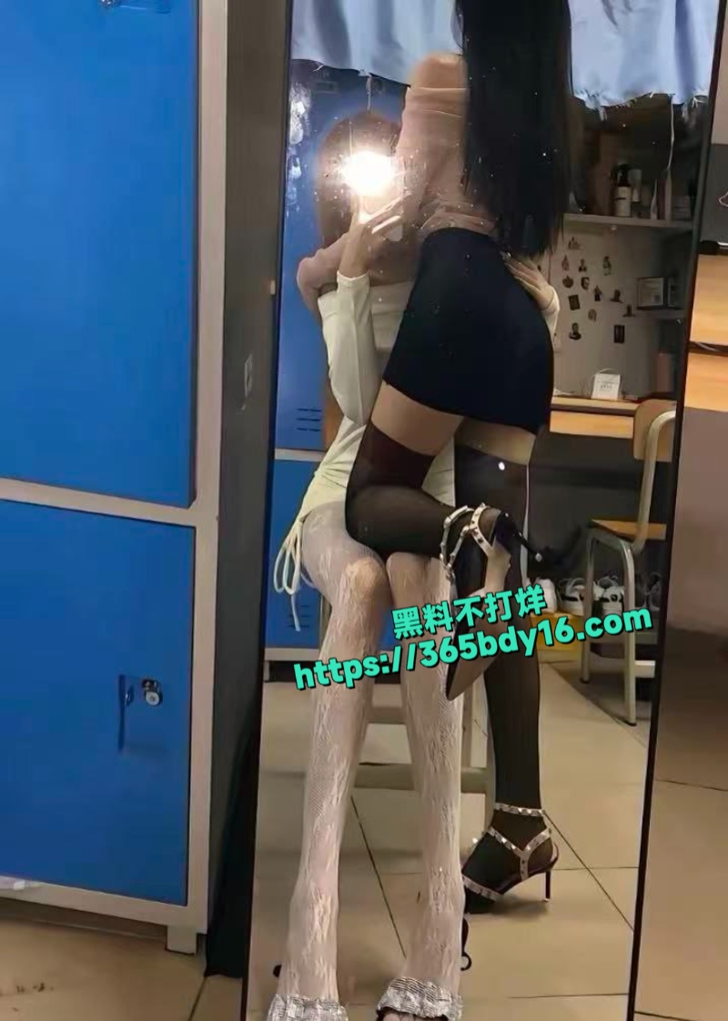 调教刚上大学的小母狗1