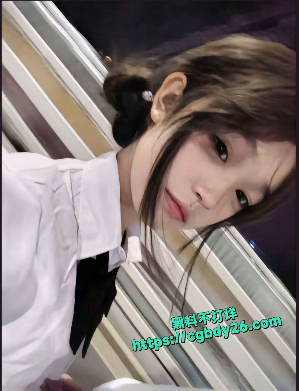 抖音32w粉丝网红部也是卜过门付费视频2