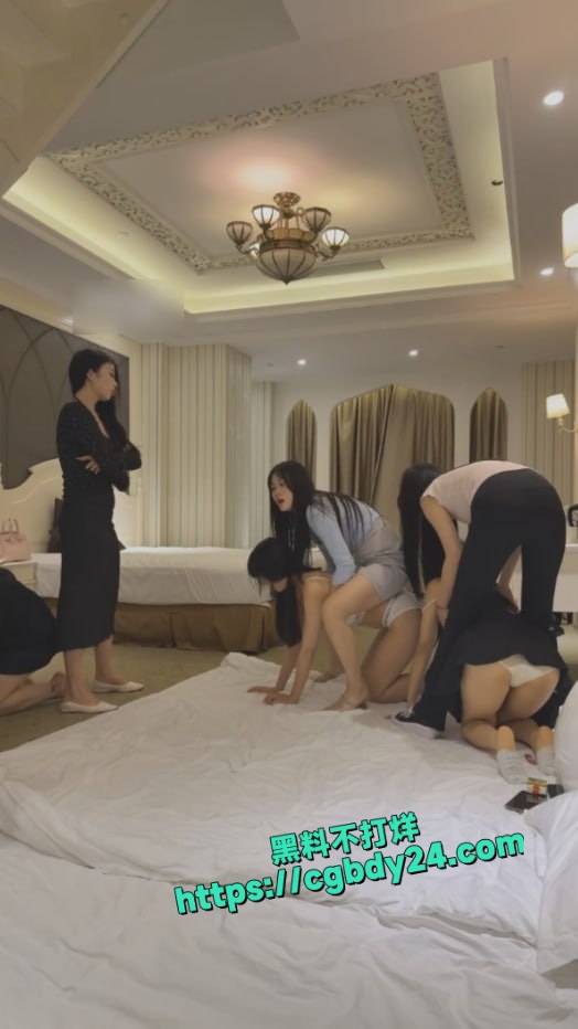 六女主调教3个美女大学生母狗3