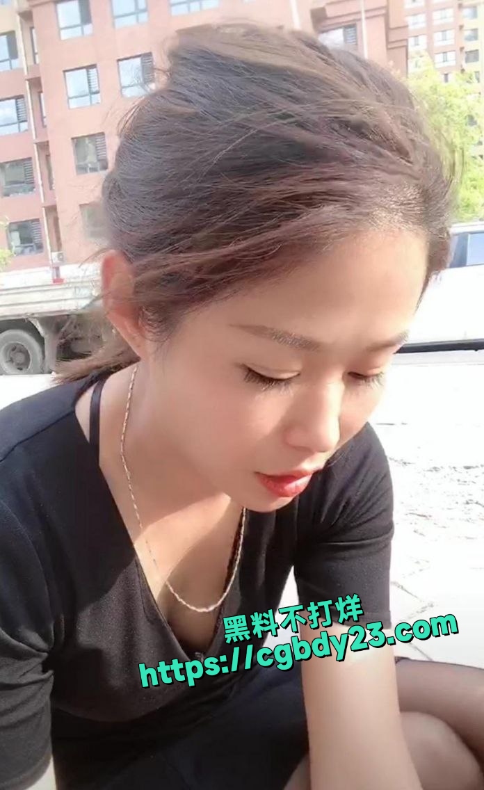 东北人妻少妇春妹约炮视频泄露1