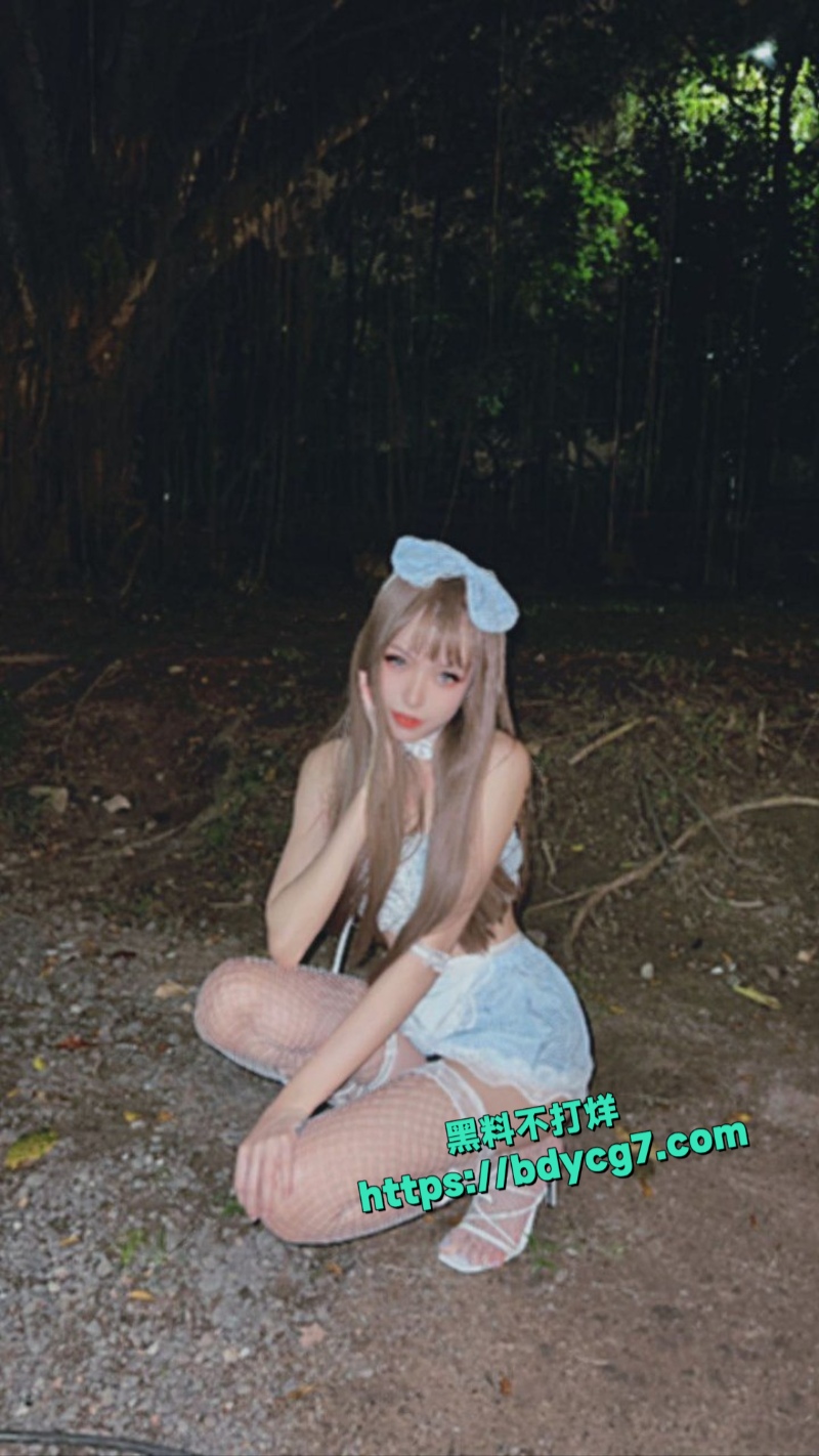 极品高颜值coser