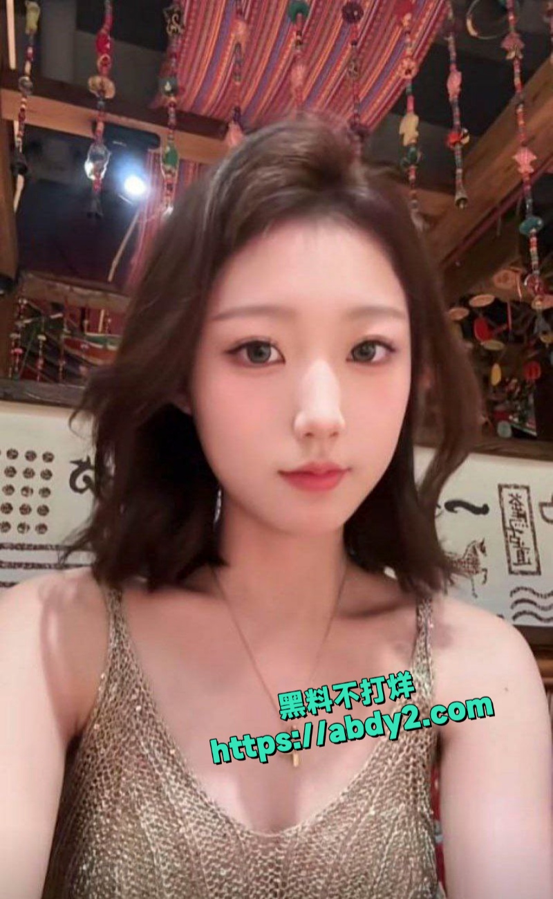 抖音网红开心小椰子激情直播娇喘一分多钟被封号 2