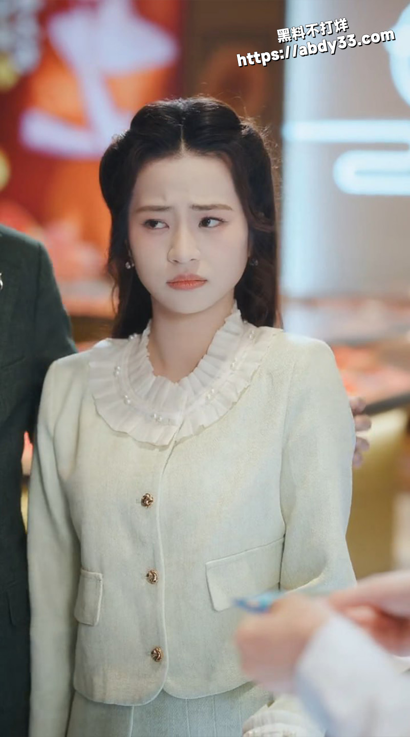 擦边短剧 分手后我闪婚美艳女上司7