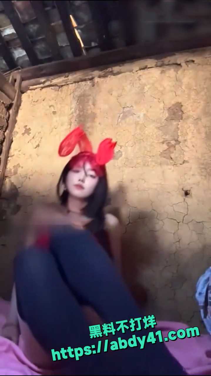 抖音巨乳大长腿女神小茉莉 8
