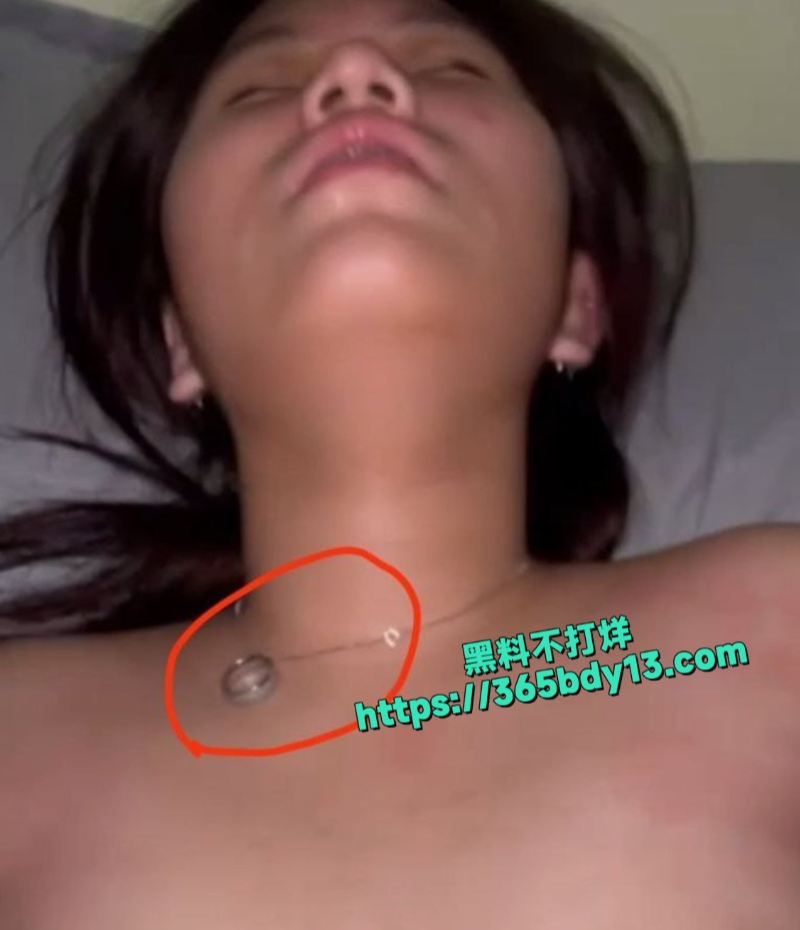 TikTok新加坡小网红C4
