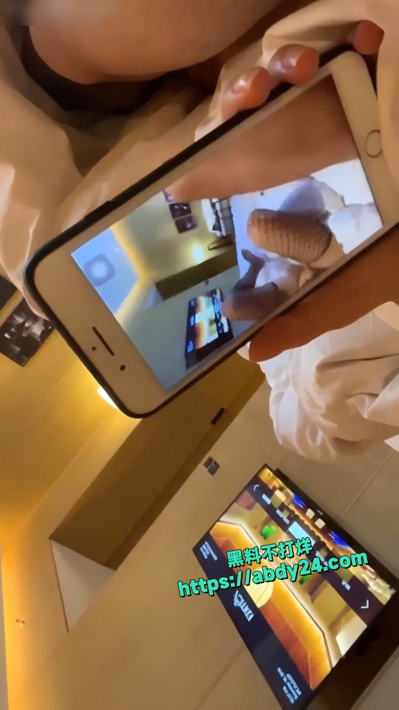 娇艳少妇兔女郎装扮偷情7