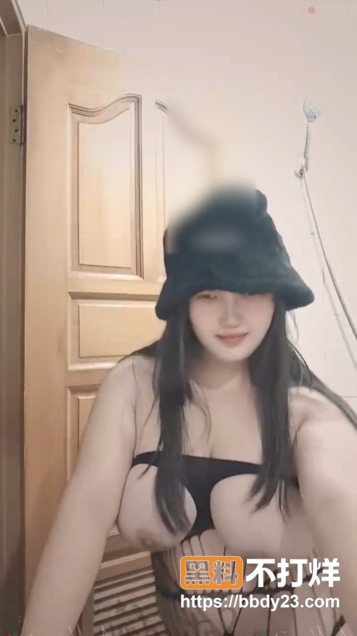 大奶肥臀美女5