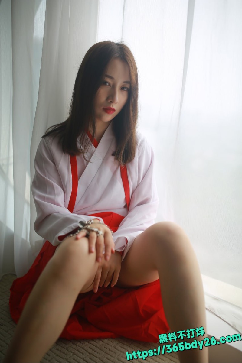 小马苏椹嫃高颜值福利私拍 3