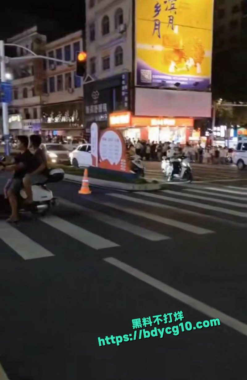 广西梧州龙圩跳楼1