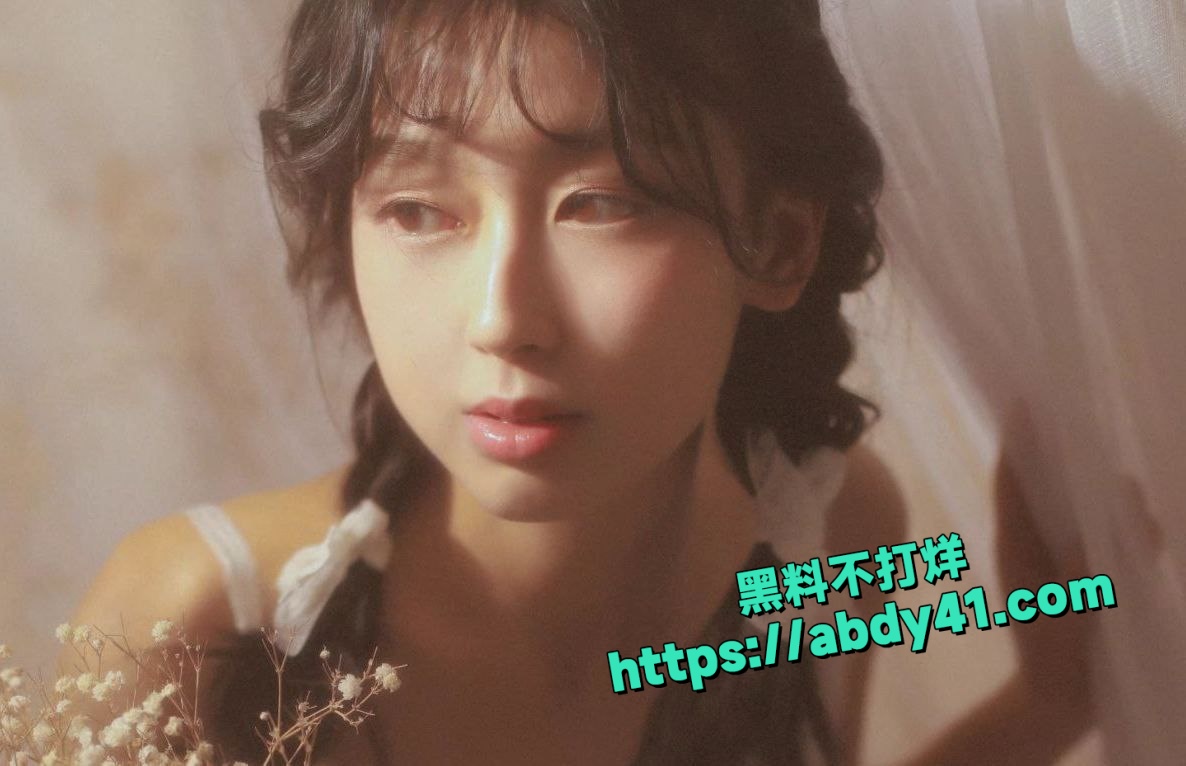 冷艳美女cos 4