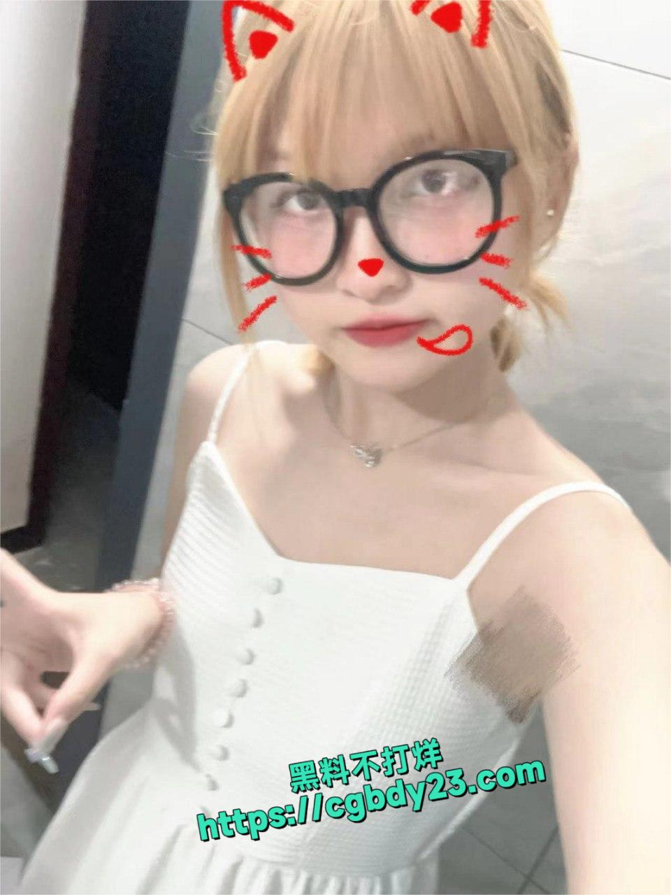 四川大学女生