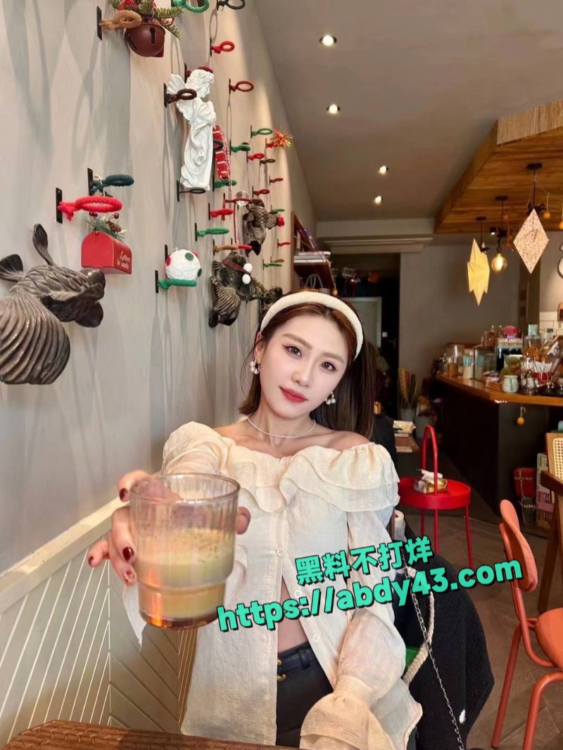 四川顶级小妹胡沁21
